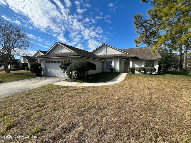 Building Photo - 2024 Hovington Cir W