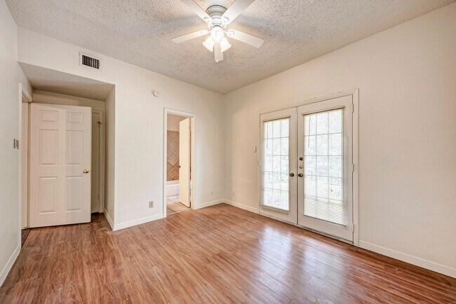 Photo - Somerset 202 Unit entire