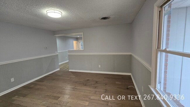 Photo - 929 Jacksonville Rd