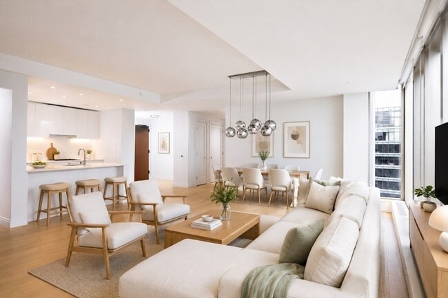 135 Seaport Blvd Unit 2201