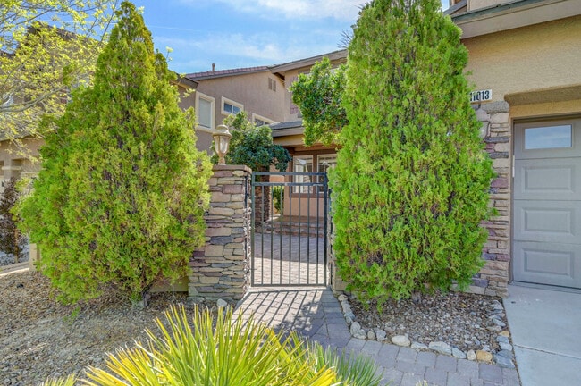 Photo - 11013 Mount Royal Ave