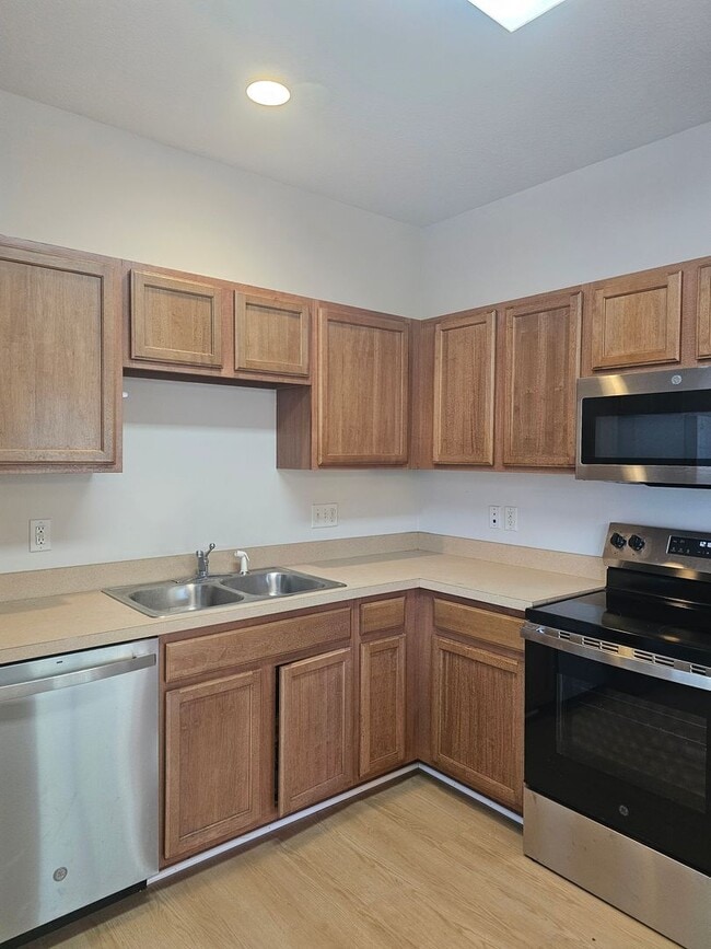 Photo - 604 Teton Cir