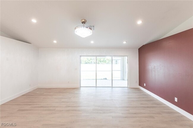 Photo - 2007 NW 21st St