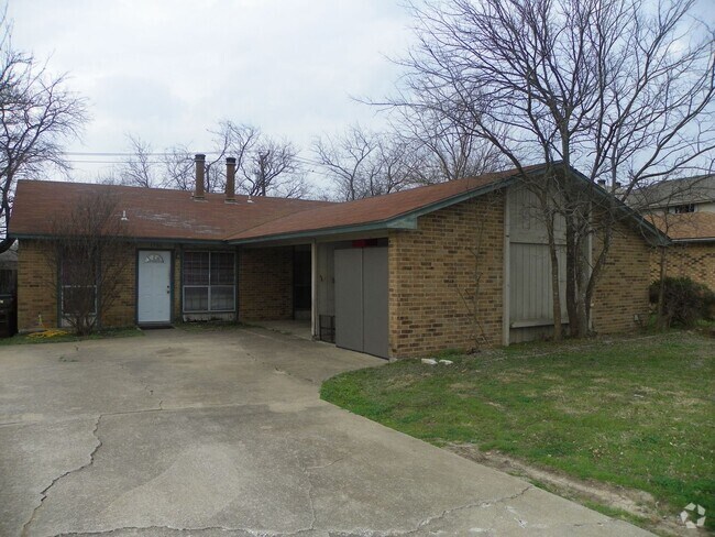 Building Photo - 1708.1710 Rawhide Loop Unit 1710 Rawhide Loop Rental