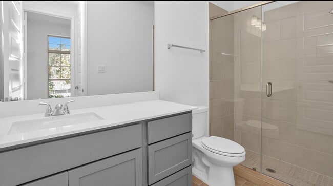 Photo - 211 Sierra Strm Ln