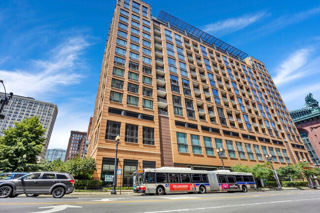 Building Photo - 520 S State St Rental