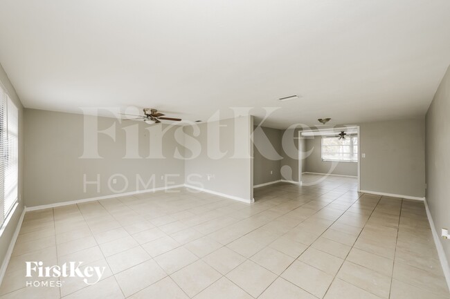 Photo - 7725 Ilex Dr