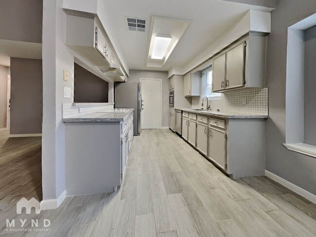 Photo - 2403 Summer Spring Dr