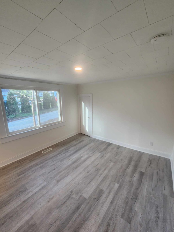 403 Vance Ave