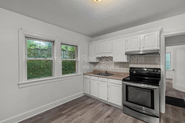 Photo - 147 Chambers Rd