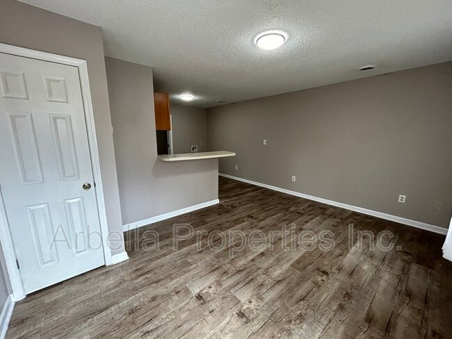 Photo - 1909 Cherokee Rd Unit Apt 7