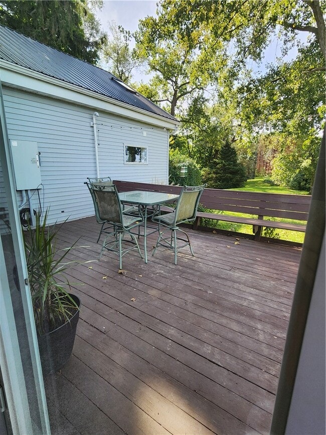 715 Kings Corners Rd