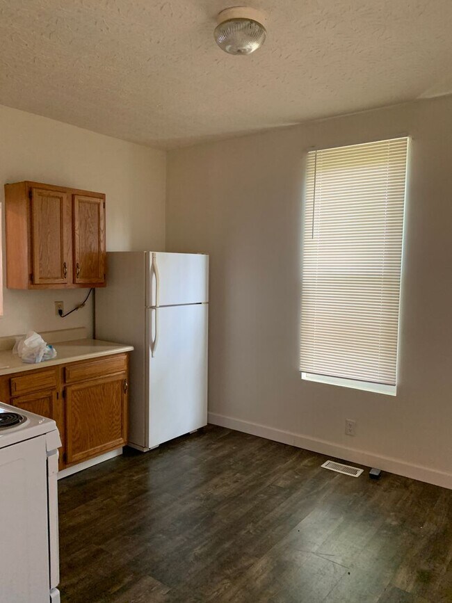 Photo - 404 Young St Unit 404 Young Apt A