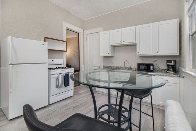 Photo - Beautifully Remodeled Furnished One Bedroo... Apartment Unit 2