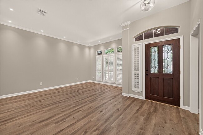 Photo - 1527 Lake Pauline Ct