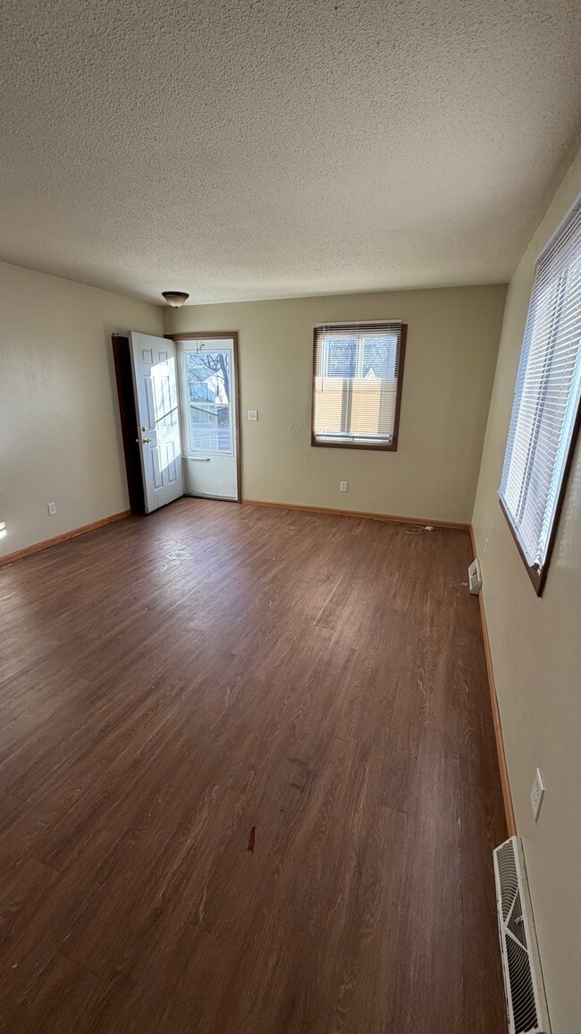 Photo - 1109 33rd Ave N