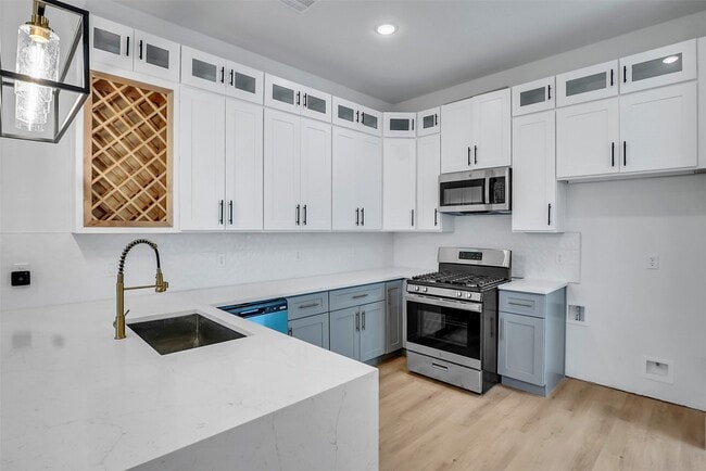 Photo - 4835 Paula St