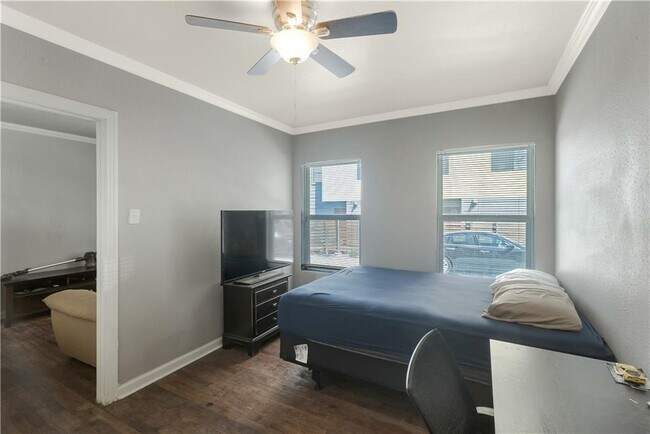 Photo - 204 E 30th St Unit 201