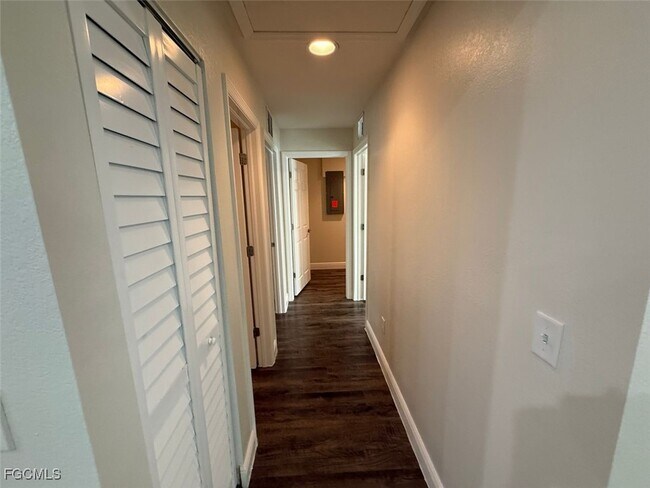 Photo - 3003 Harvard Cir