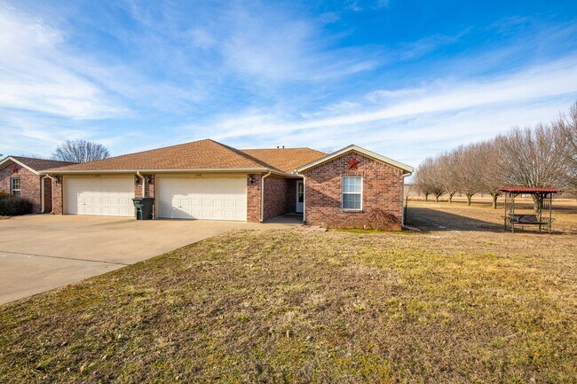 ***11549 W. Old Wire Road*** - ***11549 W. Old Wire Road***