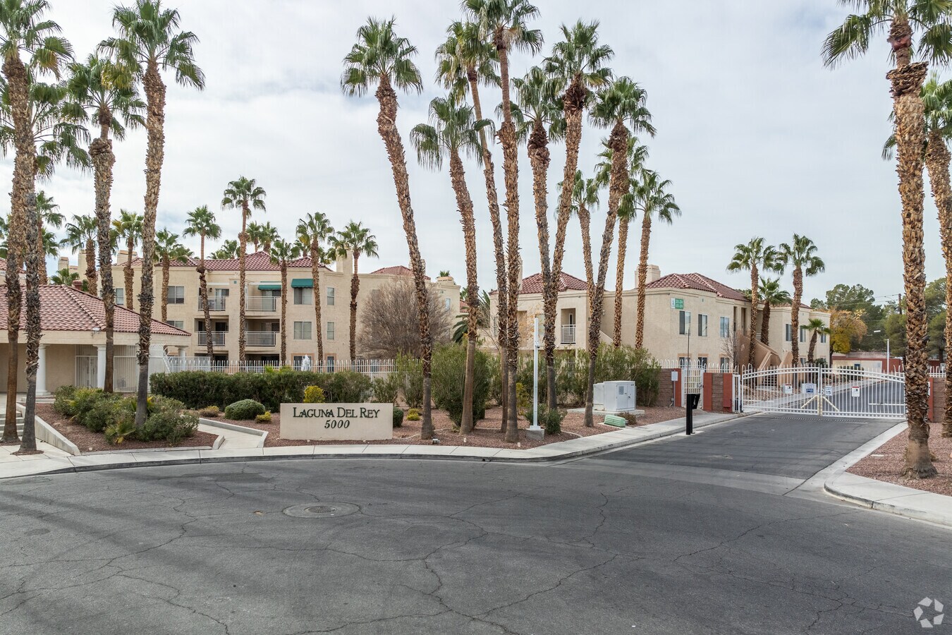 Entrada a la propiedad - Laguna Del Rey