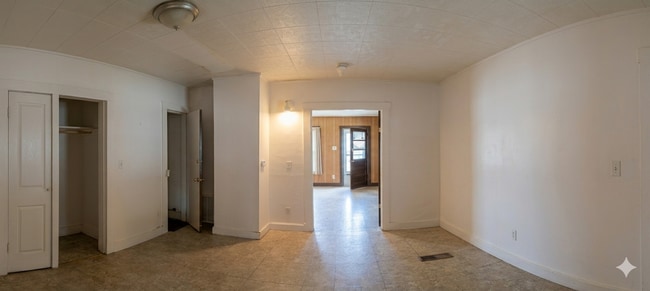 Photo - 7028 Dawson Pl