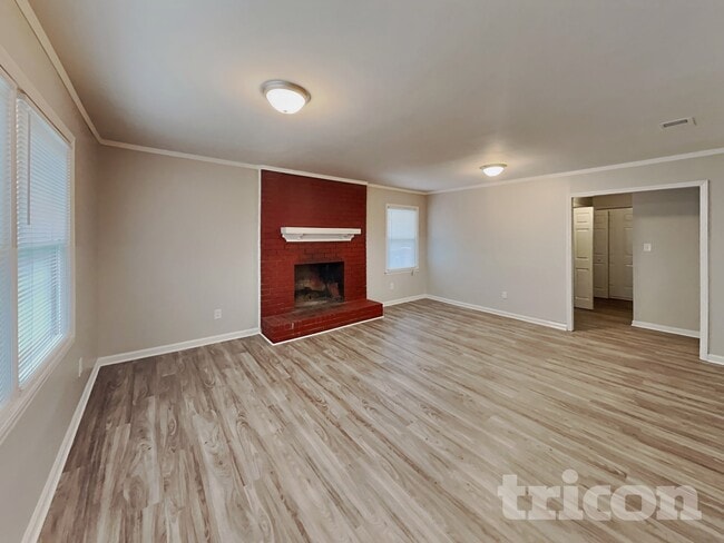 Photo - 6304 Clearwater Dr