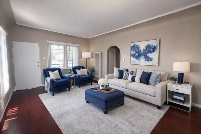 Photo - LB0211 Unit 211B