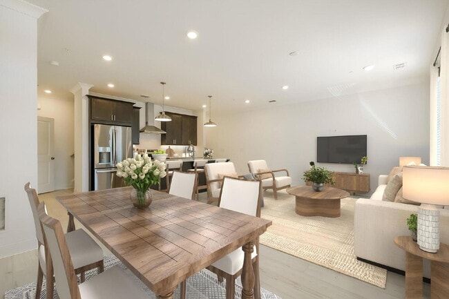 Photo - 514 Alice Wy Unidad Market Square at Sawnee Village