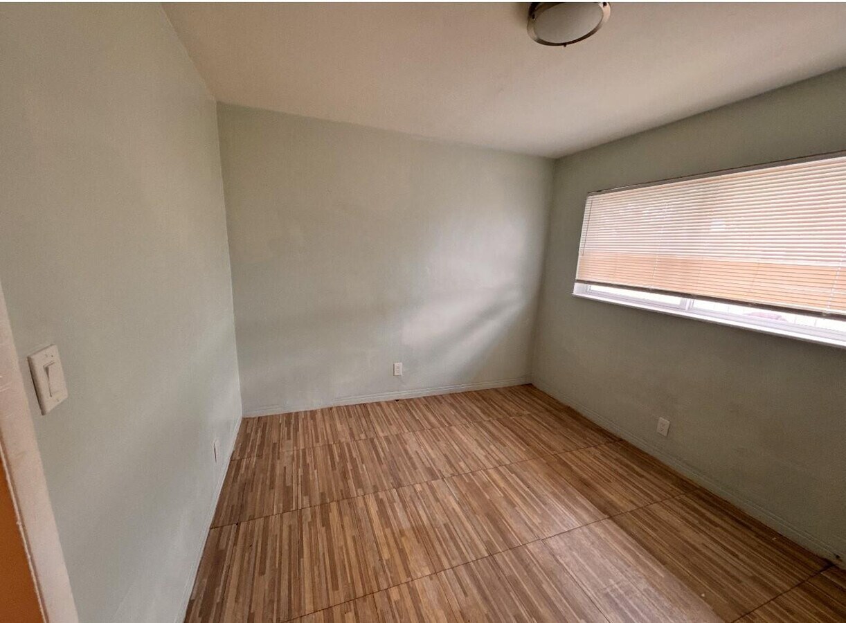 Photo - 2206 Adams St Unit 15