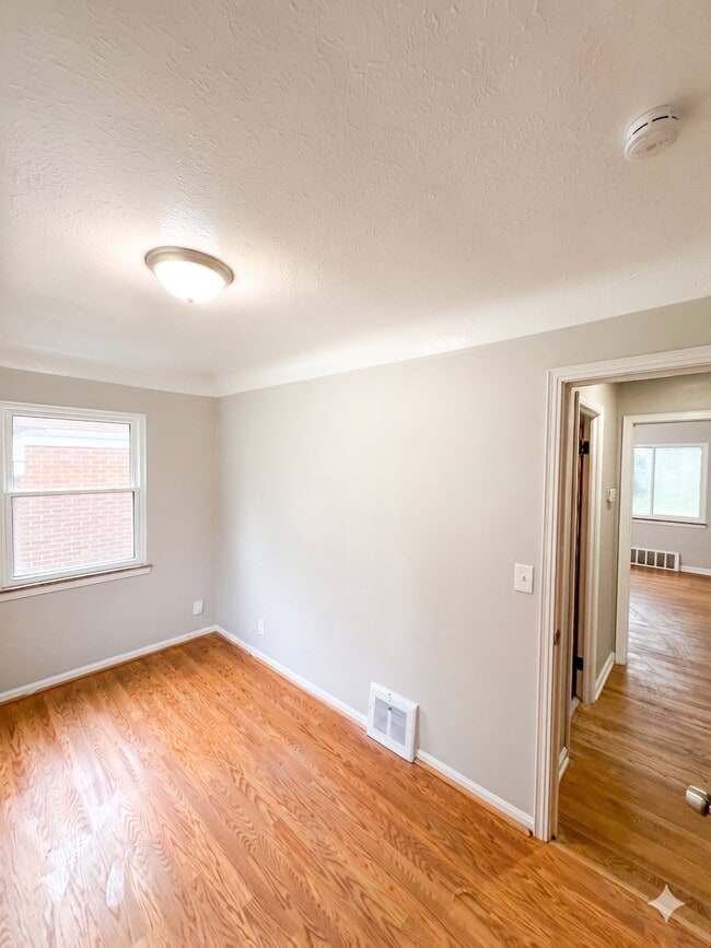 Photo - 26230 Briardale Ave