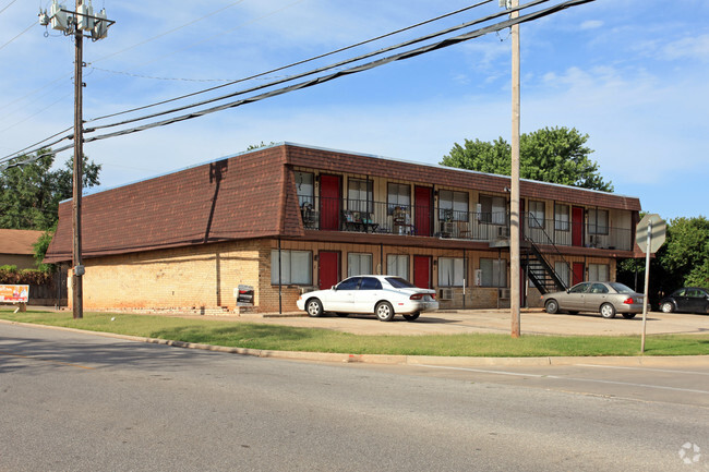Photo - The Villa Manor In The Darralls Addition Apartments