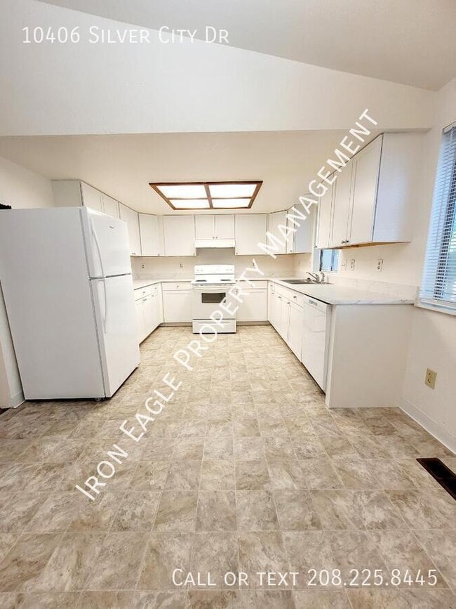 Photo - 10406 Silver City Dr
