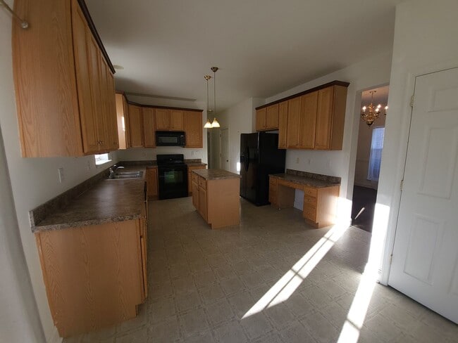 Photo - Beautiful 4-Bedroom Single Family Home on Corner Lot in the Peaceful Meritage Community