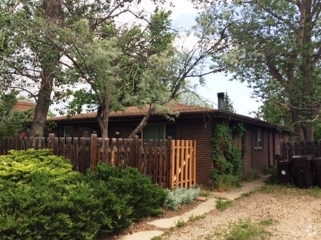 Building Photo - 640 S 40th St Unit 642 Rental