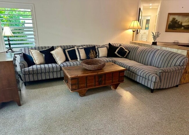 Photo - 212 Kings Lynn