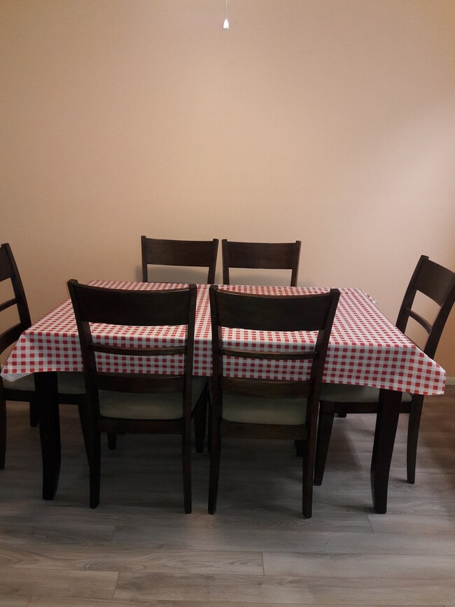 Photo - Short term, turnkey furnished, 2 bedroom, ...