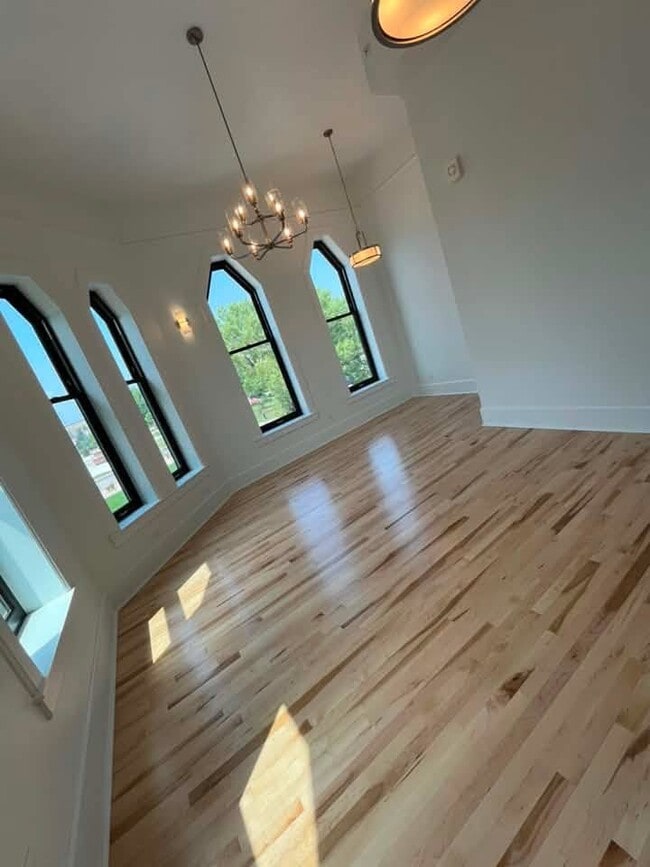 Photo - 183 S Main St Unit Rueping Lofts