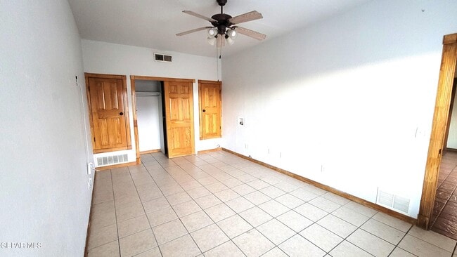 Photo - 2700 Memphis Ave