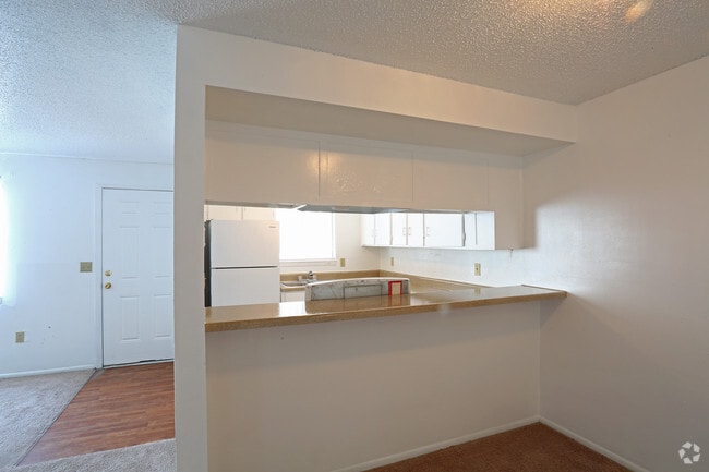 Kitchen - Puritan Place