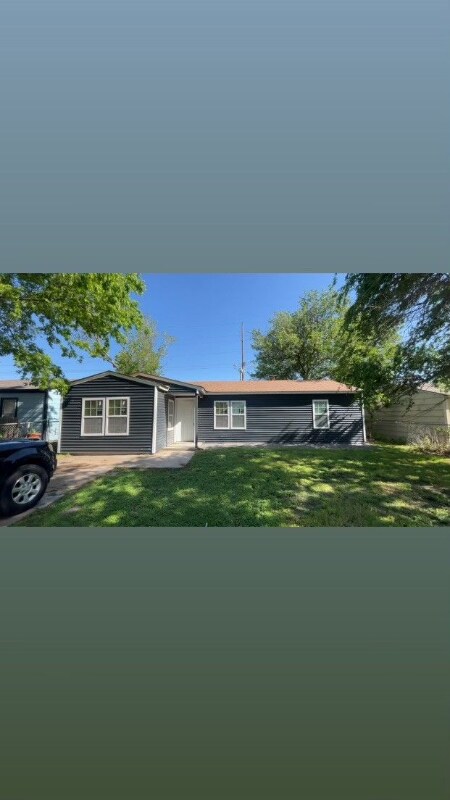 Photo - 2711 SW G Ave House