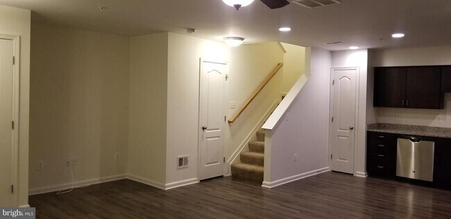 1826 Cassandra Dr