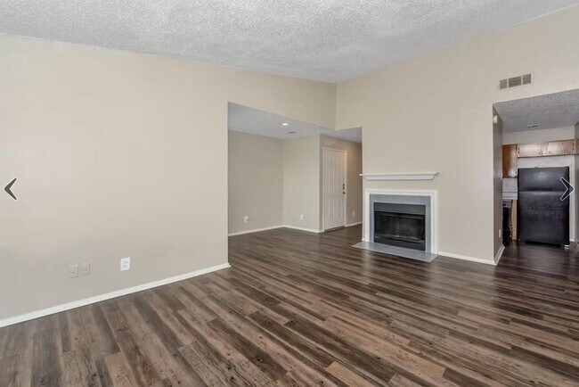 Photo - 11050 Woodmeadow Pkwy Unit 1104