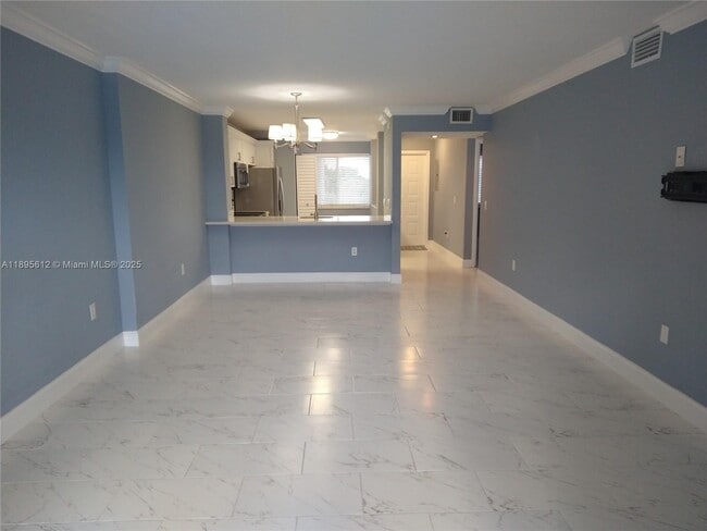 Photo - 7817 Trent Dr Unit 414