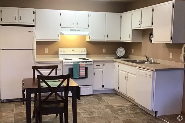 Kitchen - Birchwood Apartments