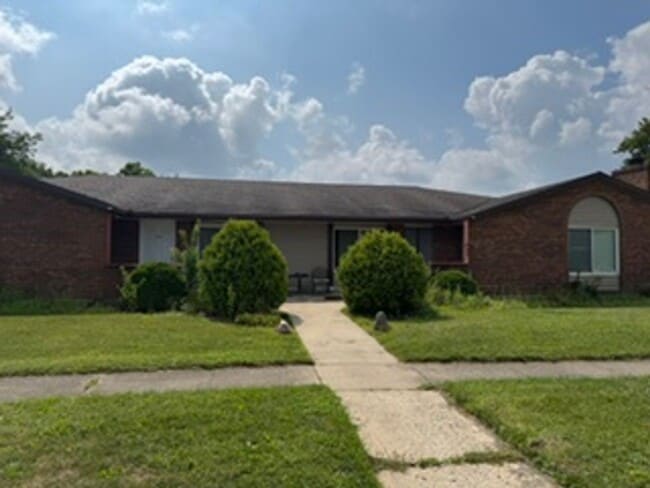 Photo - 834 Sussex Pl