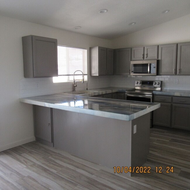 970 San Juan Ln
