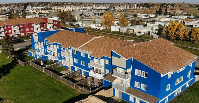 Photo - The Courtyards Apartments