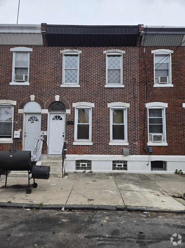 Building Photo - 1712 W Juniata St Rental