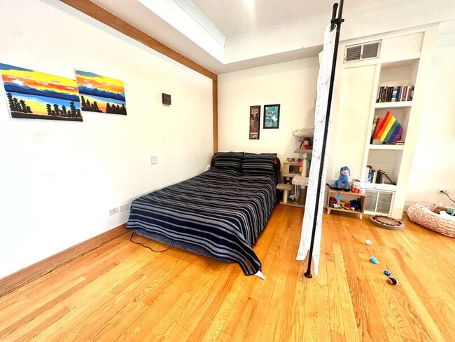 Photo - 1840 W Cermak Rd Unidad 1F